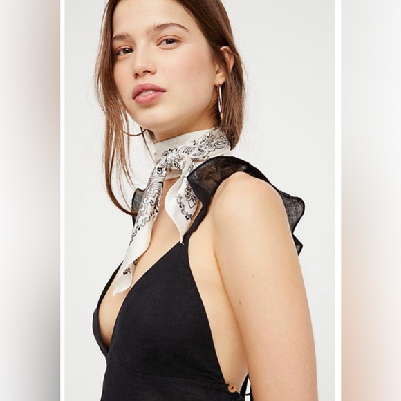 Free people Josie Dress black mini open back sexy date night large NWOT - Picture 2 of 8